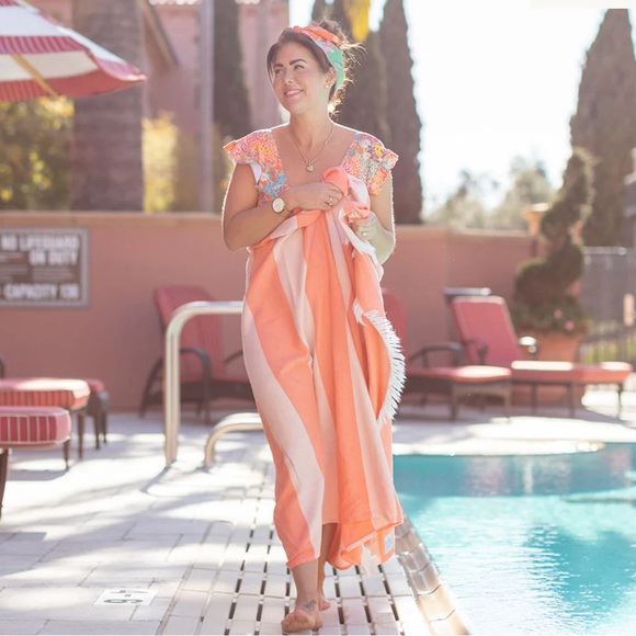 Tofino Towel for the Jilly Box - Picture 3 of 3